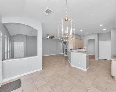 1819 Misty Falls Lane - Photo Thumbnail 13