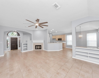 1819 Misty Falls Lane - Photo Thumbnail 4