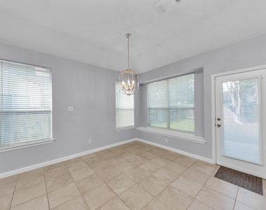 1819 Misty Falls Lane - Photo Thumbnail 14