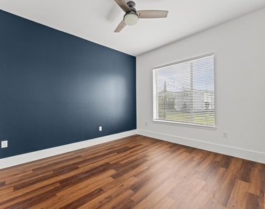 1508 Blodgett Street - Photo Thumbnail 16