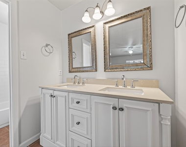 22206 Red River Drive - Photo Thumbnail 13