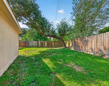 22206 Red River Drive - Photo Thumbnail 21