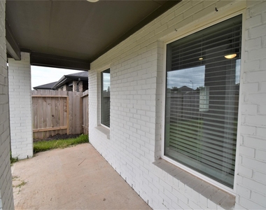 4023 Yonkers Valley Lane - Photo Thumbnail 19