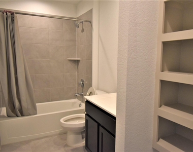 4023 Yonkers Valley Lane - Photo Thumbnail 8