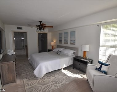 8735 River Homes Lane - Photo Thumbnail 6