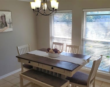 5106 Misty Lane - Photo Thumbnail 8