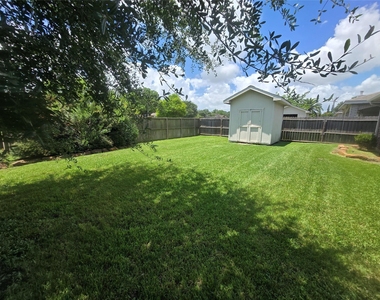 5106 Misty Lane - Photo Thumbnail 14