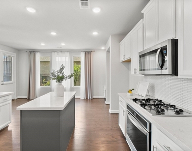 2840 Jehlon Lane - Photo Thumbnail 8