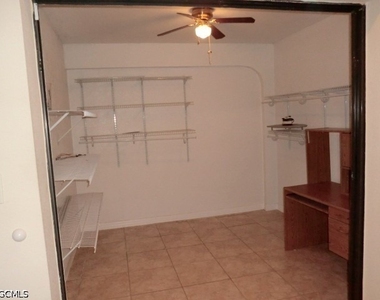 1000 Sw 37th Street - Photo Thumbnail 12