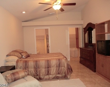 1000 Sw 37th Street - Photo Thumbnail 11