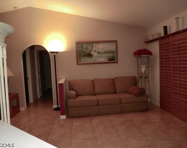 1000 Sw 37th Street - Photo Thumbnail 5