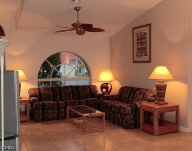 1000 Sw 37th Street - Photo Thumbnail 3