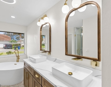 12809 Vista Pine Circle - Photo Thumbnail 3