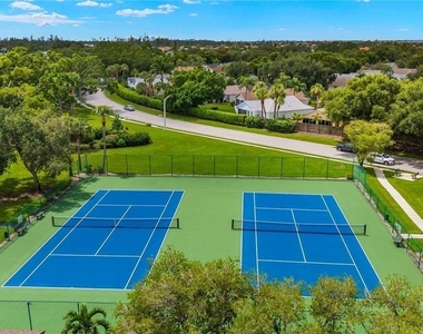 14980 Lake Olive Drive - Photo Thumbnail 37
