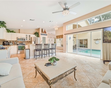 14980 Lake Olive Drive - Photo Thumbnail 12