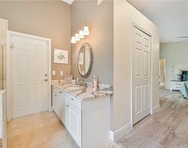 14980 Lake Olive Drive - Photo Thumbnail 18