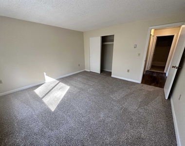 29 Capron - Photo Thumbnail 11