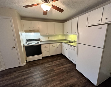 29 Capron - Photo Thumbnail 4