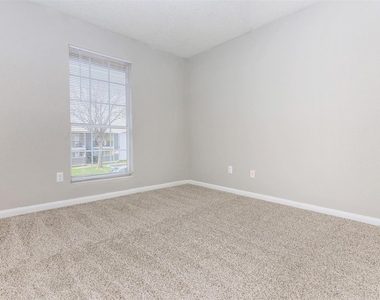 10301 Sandpiper Drive - Photo Thumbnail 6