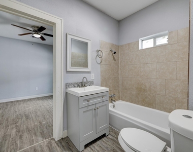 4224 Marina Street - Photo Thumbnail 10