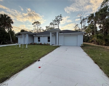27079 Washington Street - Photo Thumbnail 15