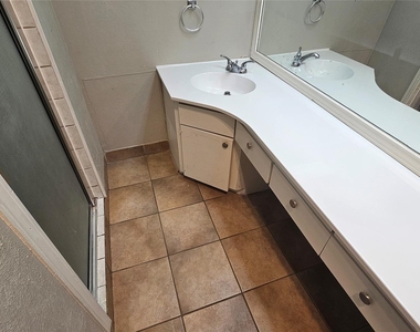 4430 Mccleester Drive - Photo Thumbnail 19