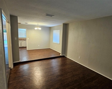 4430 Mccleester Drive - Photo Thumbnail 2
