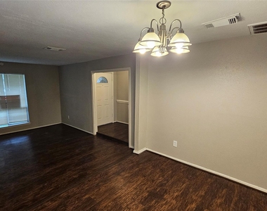 4430 Mccleester Drive - Photo Thumbnail 9
