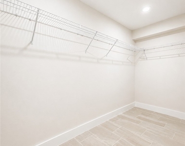 4426 Poinsettia Street - Photo Thumbnail 8