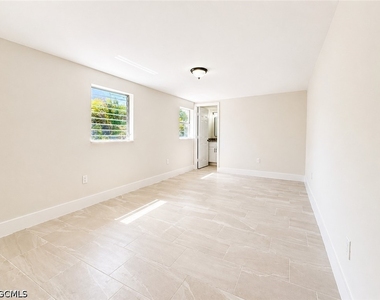 4426 Poinsettia Street - Photo Thumbnail 5