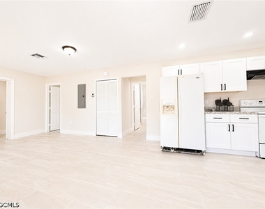 4426 Poinsettia Street - Photo Thumbnail 3
