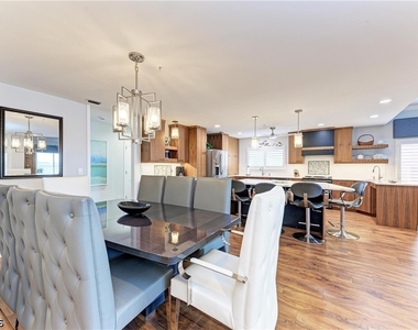 14813 Laguna Drive - Photo Thumbnail 21
