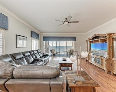 14813 Laguna Drive - Photo Thumbnail 8
