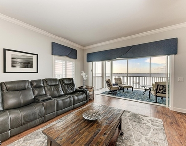 14813 Laguna Drive - Photo Thumbnail 41