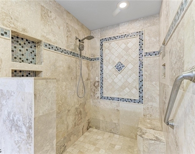 14813 Laguna Drive - Photo Thumbnail 33
