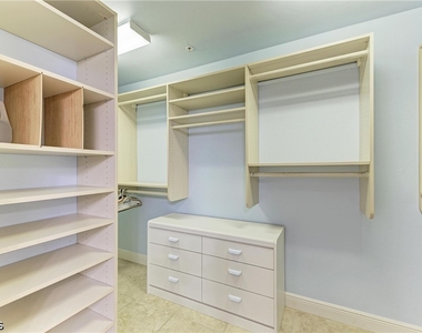 14813 Laguna Drive - Photo Thumbnail 29