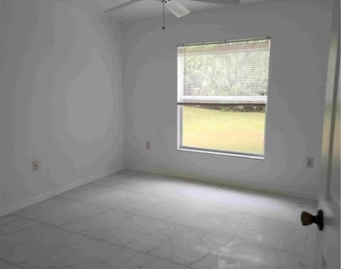 14980 Coopers Hawk Way - Photo Thumbnail 16
