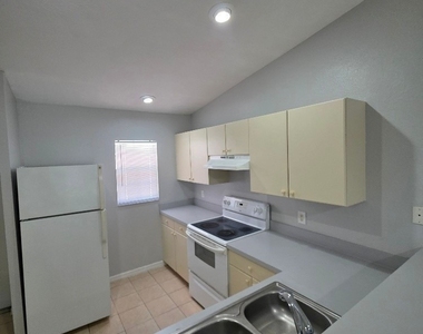 2419 Joe Avenue S - Photo Thumbnail 3