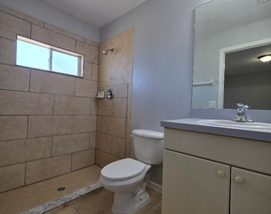 2419 Joe Avenue S - Photo Thumbnail 12