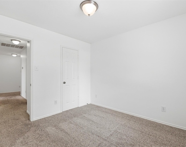 5342 Gibralter Place - Photo Thumbnail 40