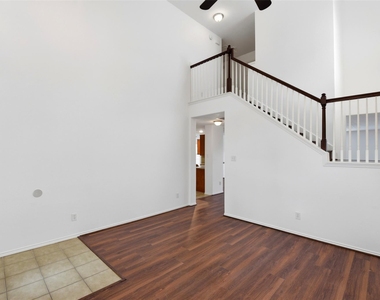 5342 Gibralter Place - Photo Thumbnail 7