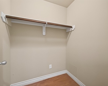 1105 Wagner Street - Photo Thumbnail 20