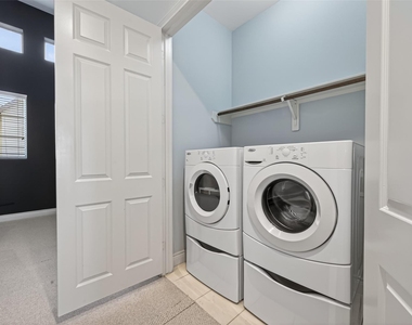 1105 Wagner Street - Photo Thumbnail 14