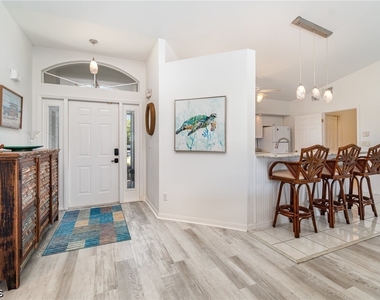 1308 Se 21st Terrace - Photo Thumbnail 5