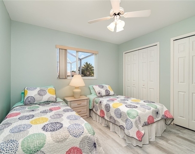 1308 Se 21st Terrace - Photo Thumbnail 20