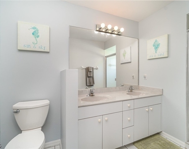 1308 Se 21st Terrace - Photo Thumbnail 17
