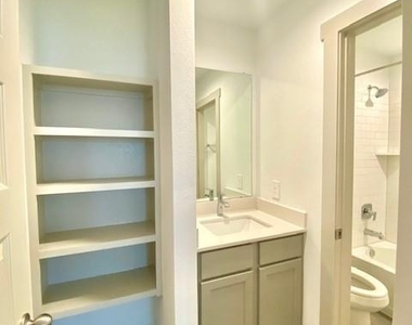 7023 Sunbreeze Lane - Photo Thumbnail 10