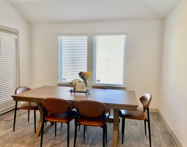 7023 Sunbreeze Lane - Photo Thumbnail 15