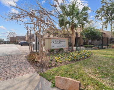 5001 Lamonte Lane - Photo Thumbnail 15