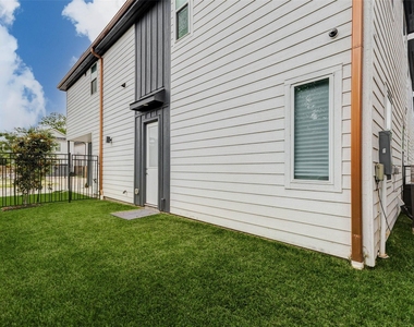 4502 Buck Street - Photo Thumbnail 30